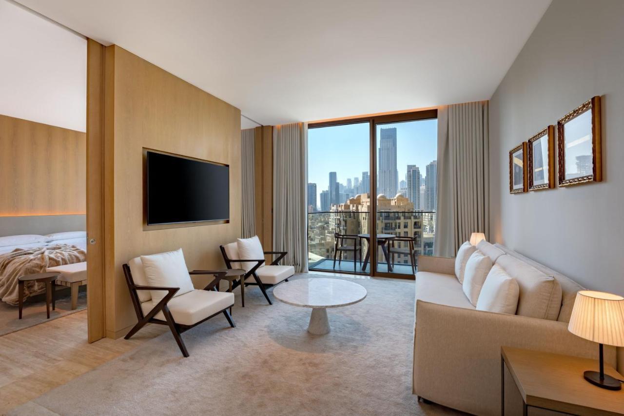 The Dubai Edition Екстериор снимка A living room at the hotel