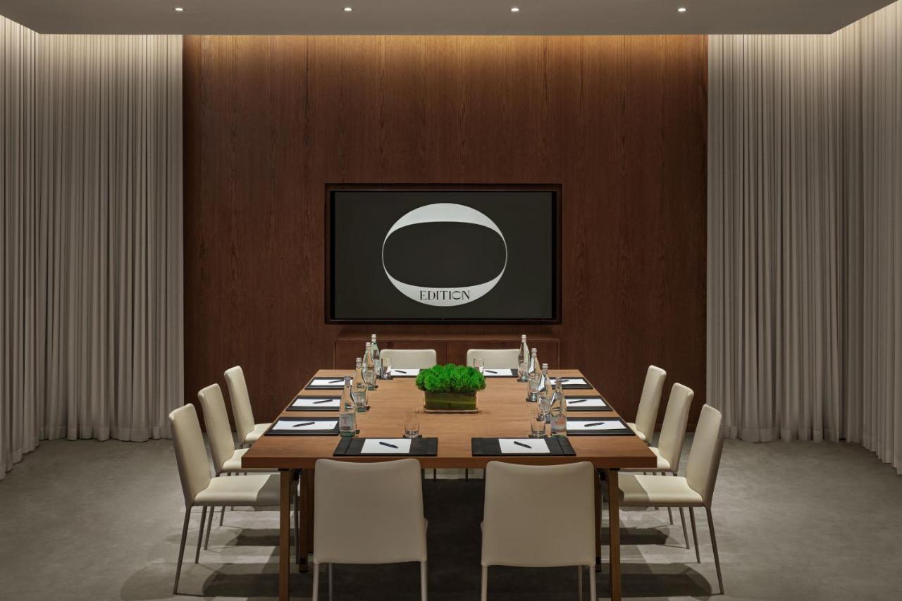 The Dubai Edition Екстериор снимка The meeting room of the UNWTO headquarters