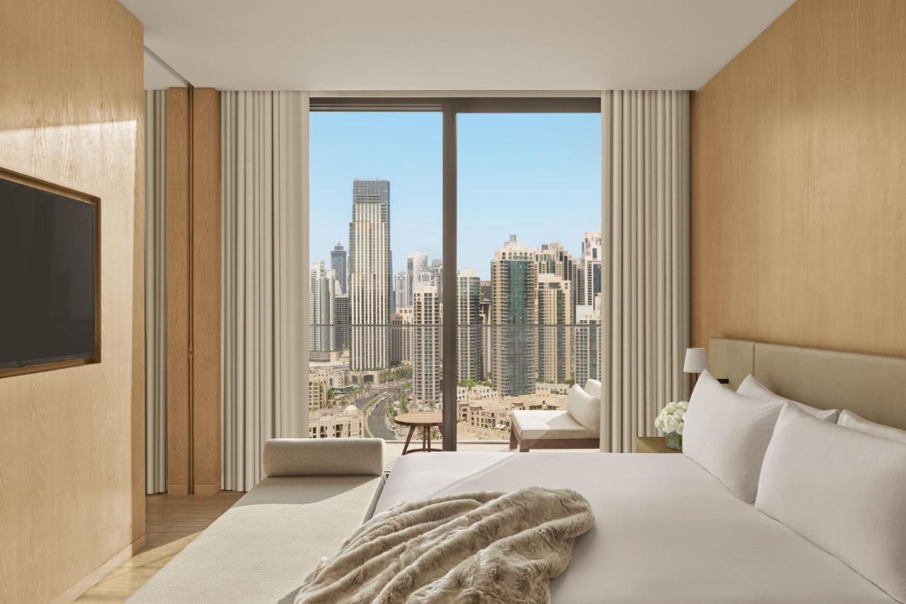 The Dubai Edition Екстериор снимка A bedroom at the hotel