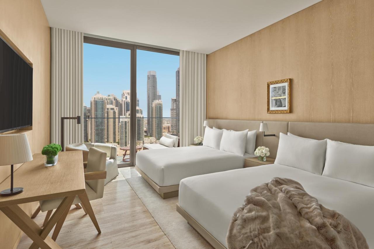 The Dubai Edition Екстериор снимка A guest room