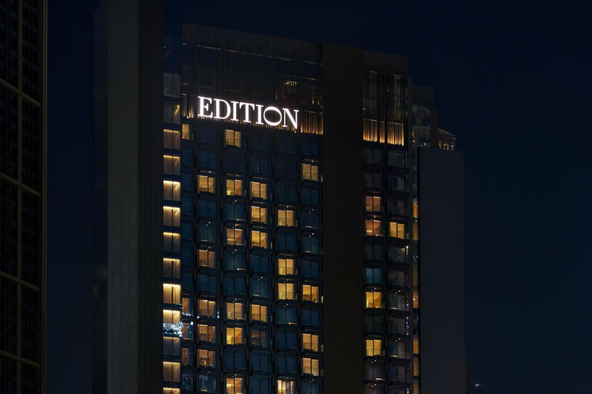 The Dubai Edition Екстериор снимка Edition at night